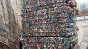 长期出售PET瓶砖，聚酯瓶砖