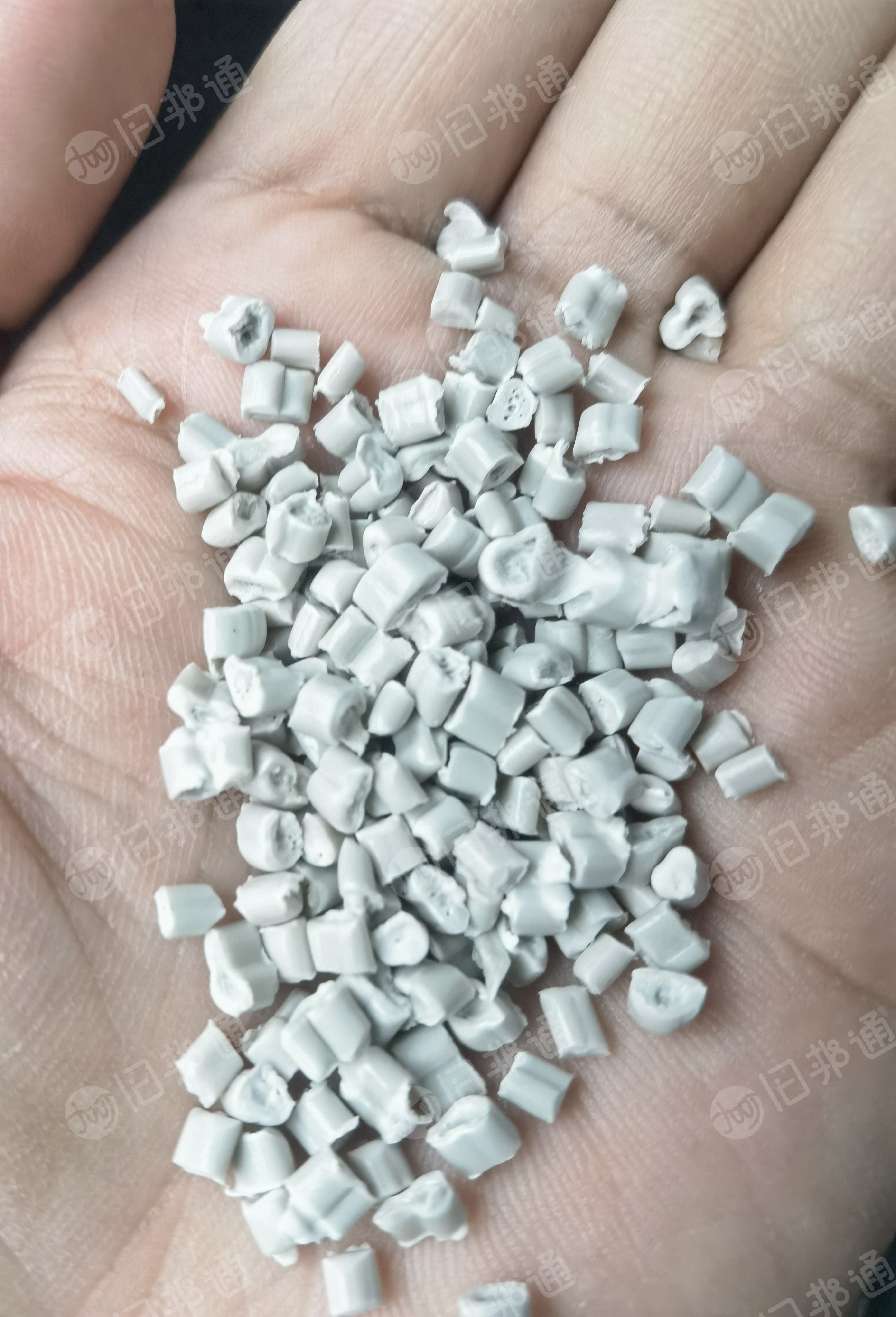 出售pp吨包颗粒，大白，二白，次白，月供1000吨