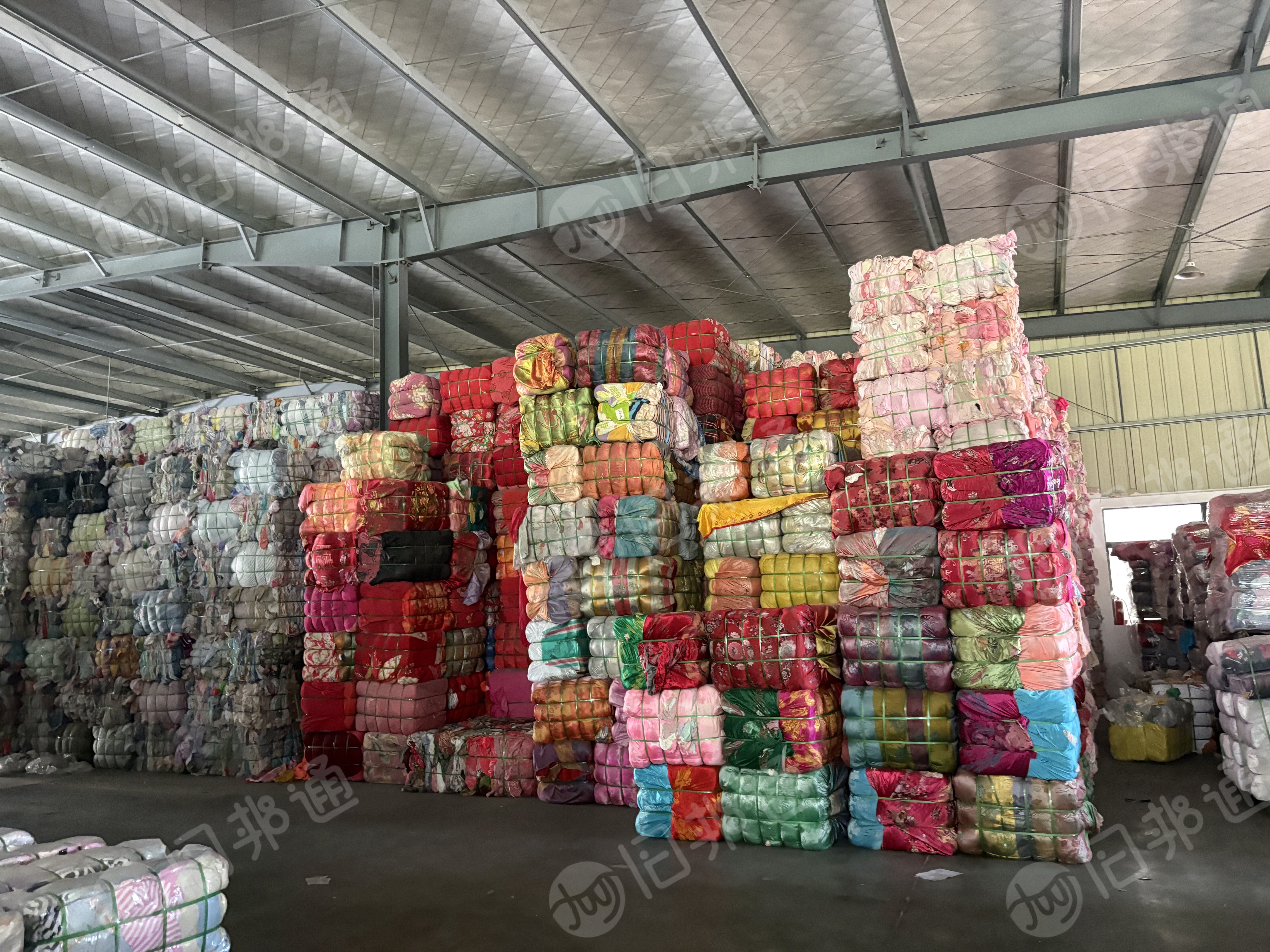 长期大量回收废旧窗帘，毛绒睡衣睡衣，废旧被单毛毯等。