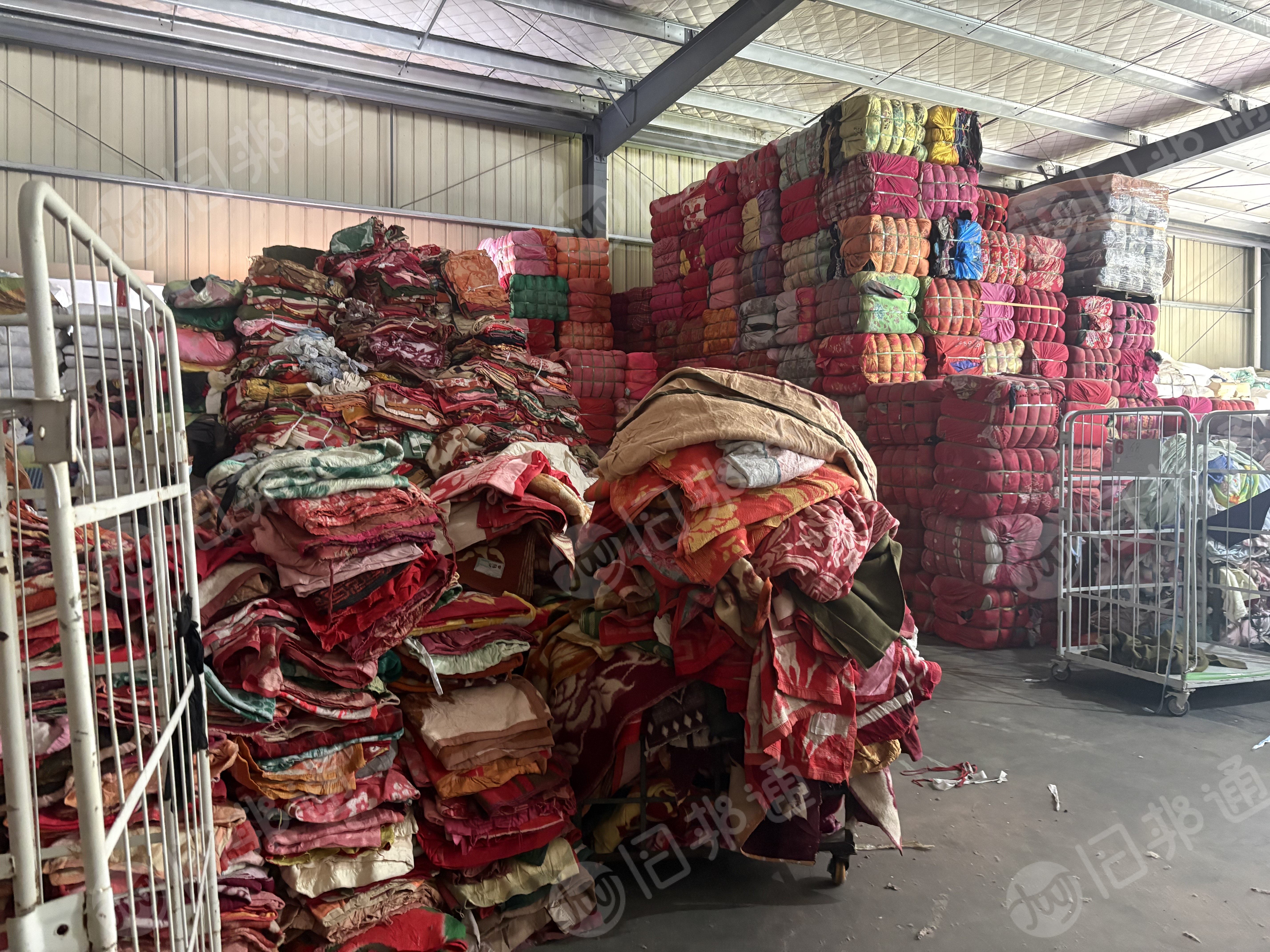 长期大量回收废旧窗帘，毛绒睡衣睡衣，废旧被单毛毯等。