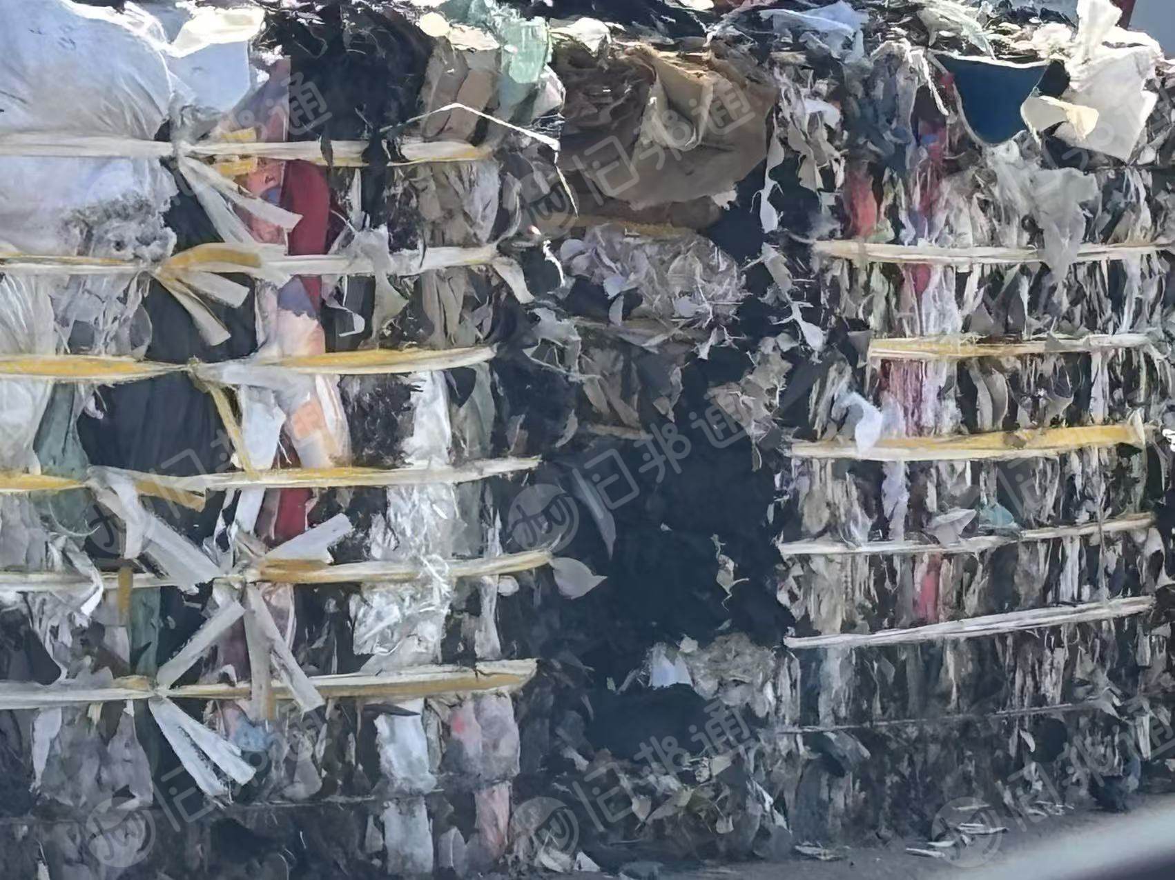长期大量出售各种废布料，燃烧料，黑料，货在福建泉州。