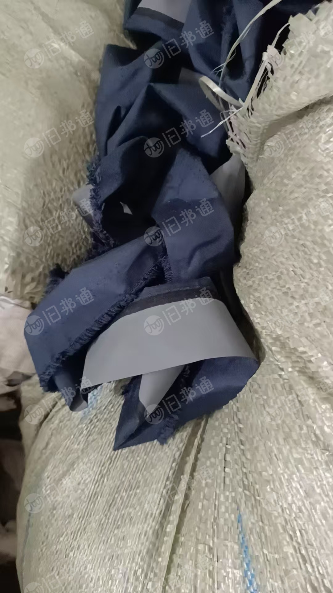 长期出售带涂层涤纶切边条,废布条,可以打绳用,月供30吨,货在江苏常州