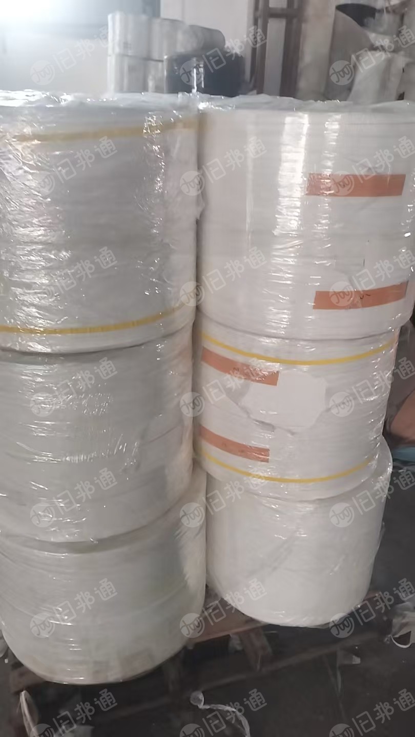 长期出售无纺布卷材，PP无纺布，熔喷布等，统货出，现货有十来吨，货在广东东莞