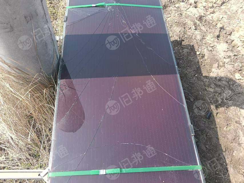 出售报废光伏板汉能20万片，现货几千吨