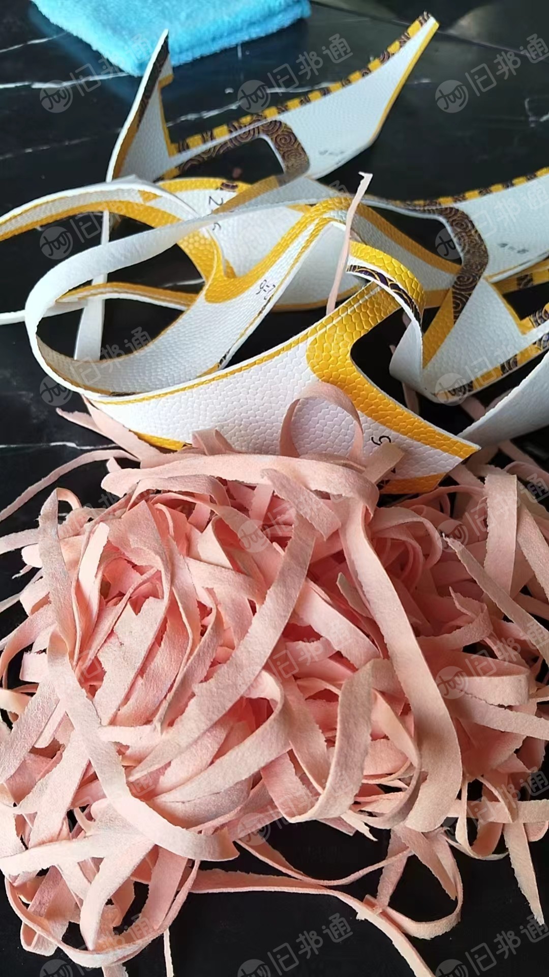 出售PU边角料，生产篮球边角料，外层PU底料无纺布