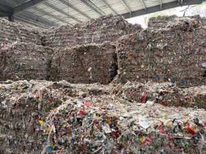 长期出售纸厂废塑料