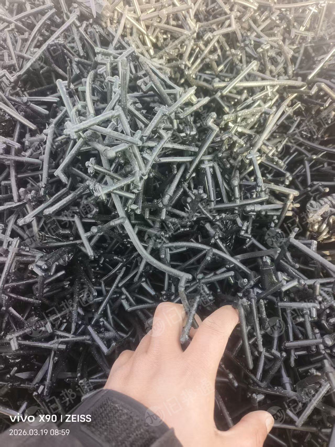 求购工厂废料，软质PVC水口料