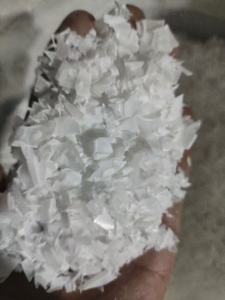 求购PS透明奶白破碎料，冲击11，每个月六七十吨