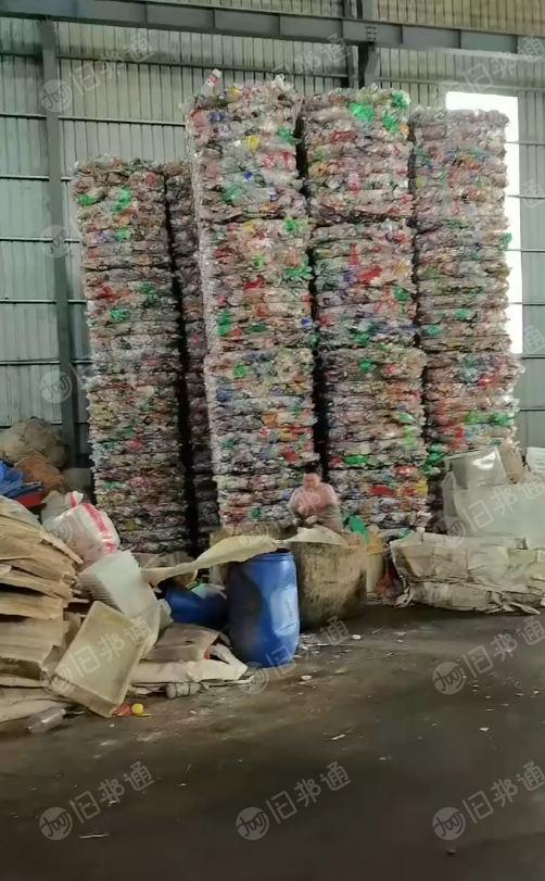 常年出售PET瓶砖