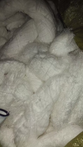 长期出售纺织厂下的各种材质废纱，废丝，有粘胶和不粘胶的，每种6-70包左右，统货出，货在四川达州