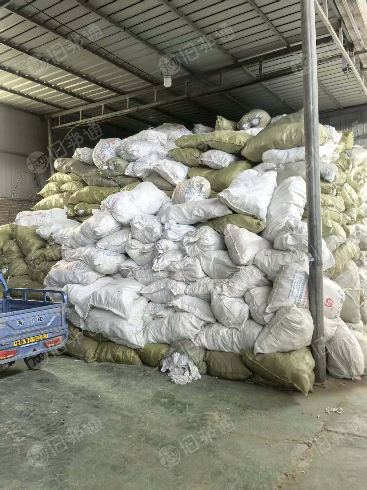 出售软质PVC膜废料,软质PVC广告膜废料,现货二三十吨