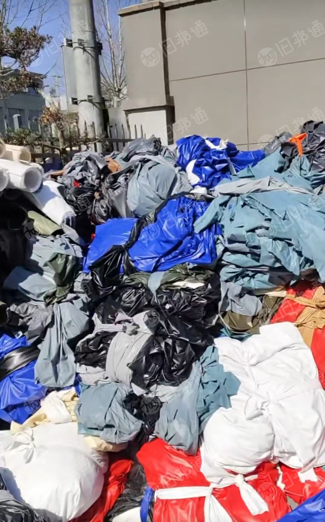 出售软质pvc膜废料，杂色的