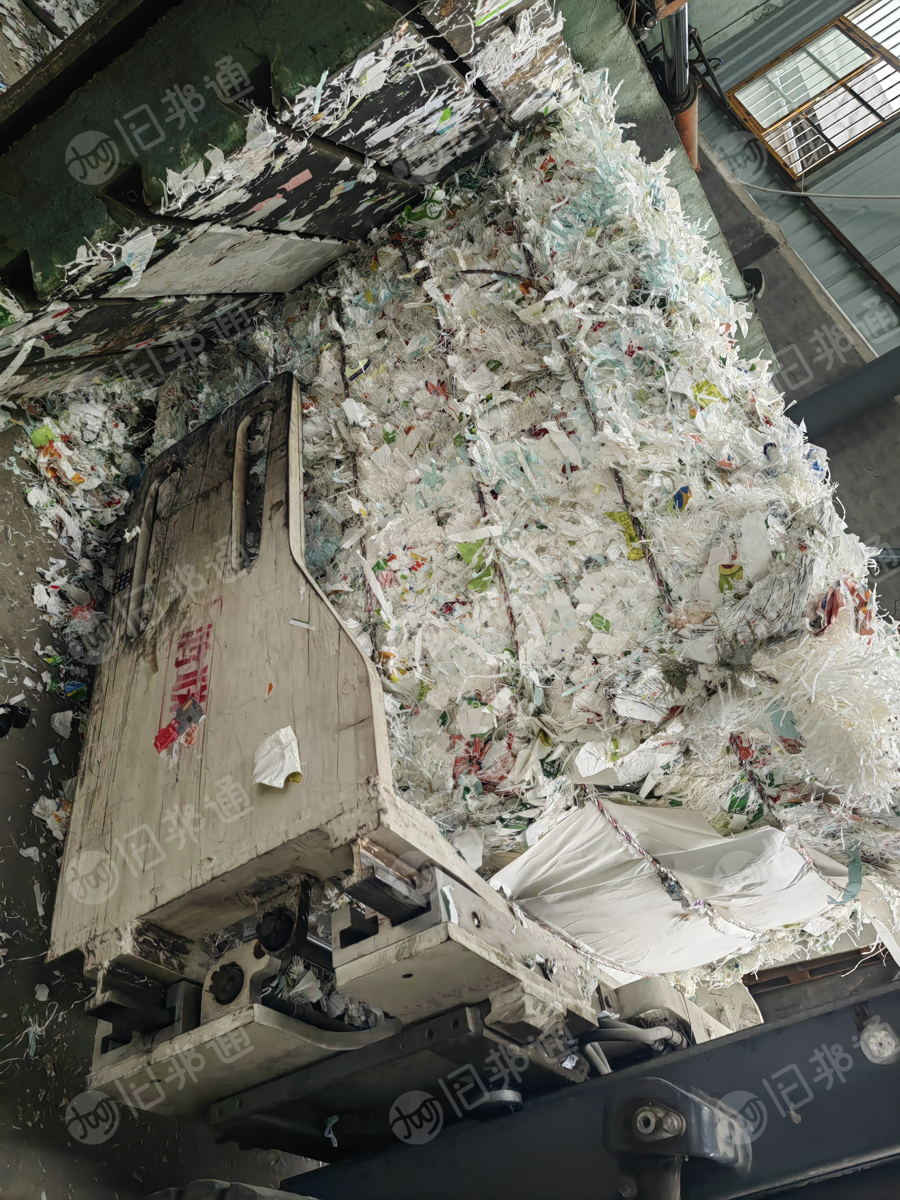 长期出售不干胶破碎料