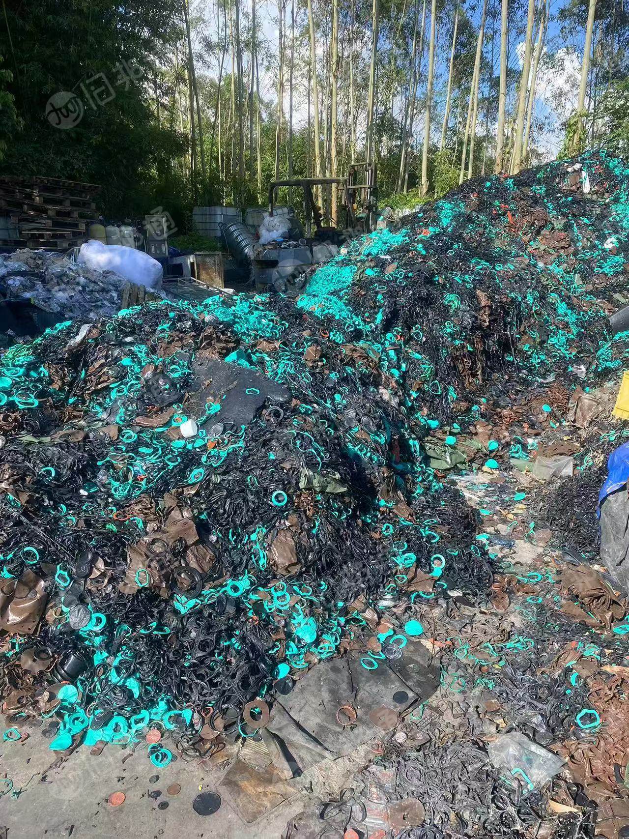 长期出售电子胶边角料