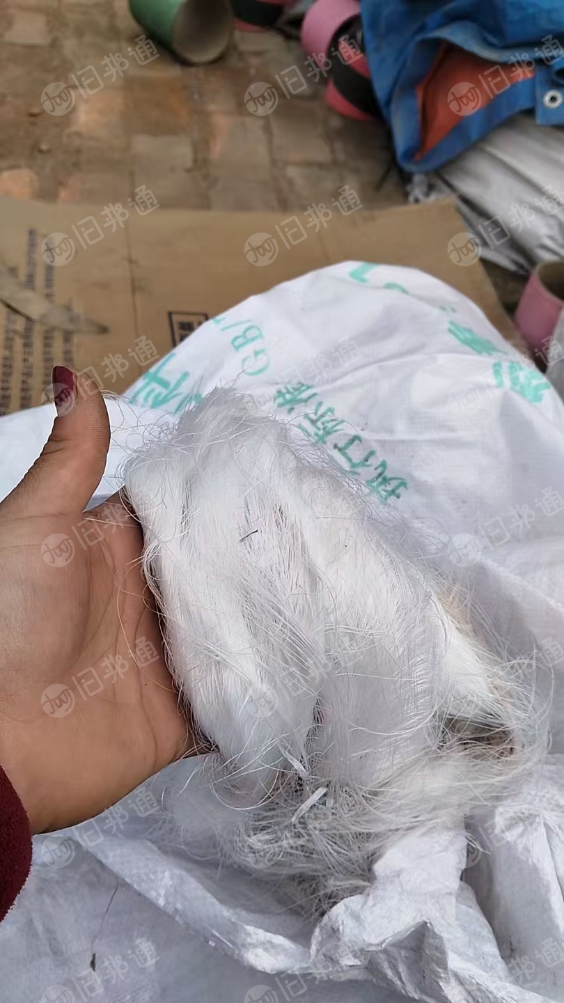 长期出售废丝，废料丝，现货3吨左右，货在河北保定。