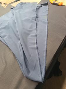 长期出售涤纶布头，大块布，170克2-4米，黑灰深蓝，货在浙江绍兴。