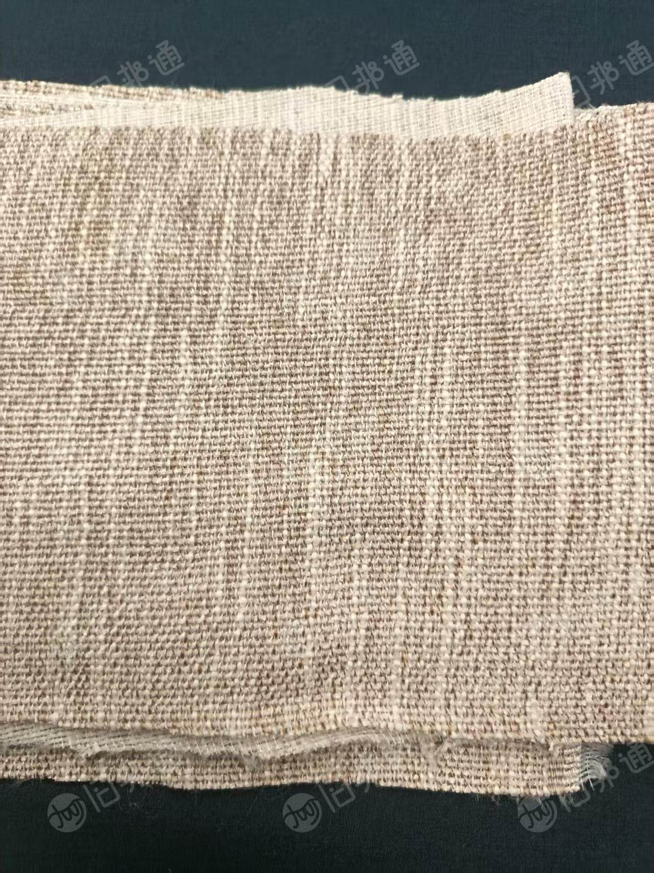 长期出售纯涤沙发布，大块布，150D的300克3米，货在浙江绍兴。