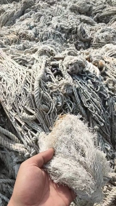 长期出售涤纶民用丝，涤纶绳，现货20吨，货在河南洛阳。