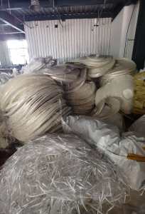 出售做编织袋覆膜的边角料，透明PP膜废料，现货20吨