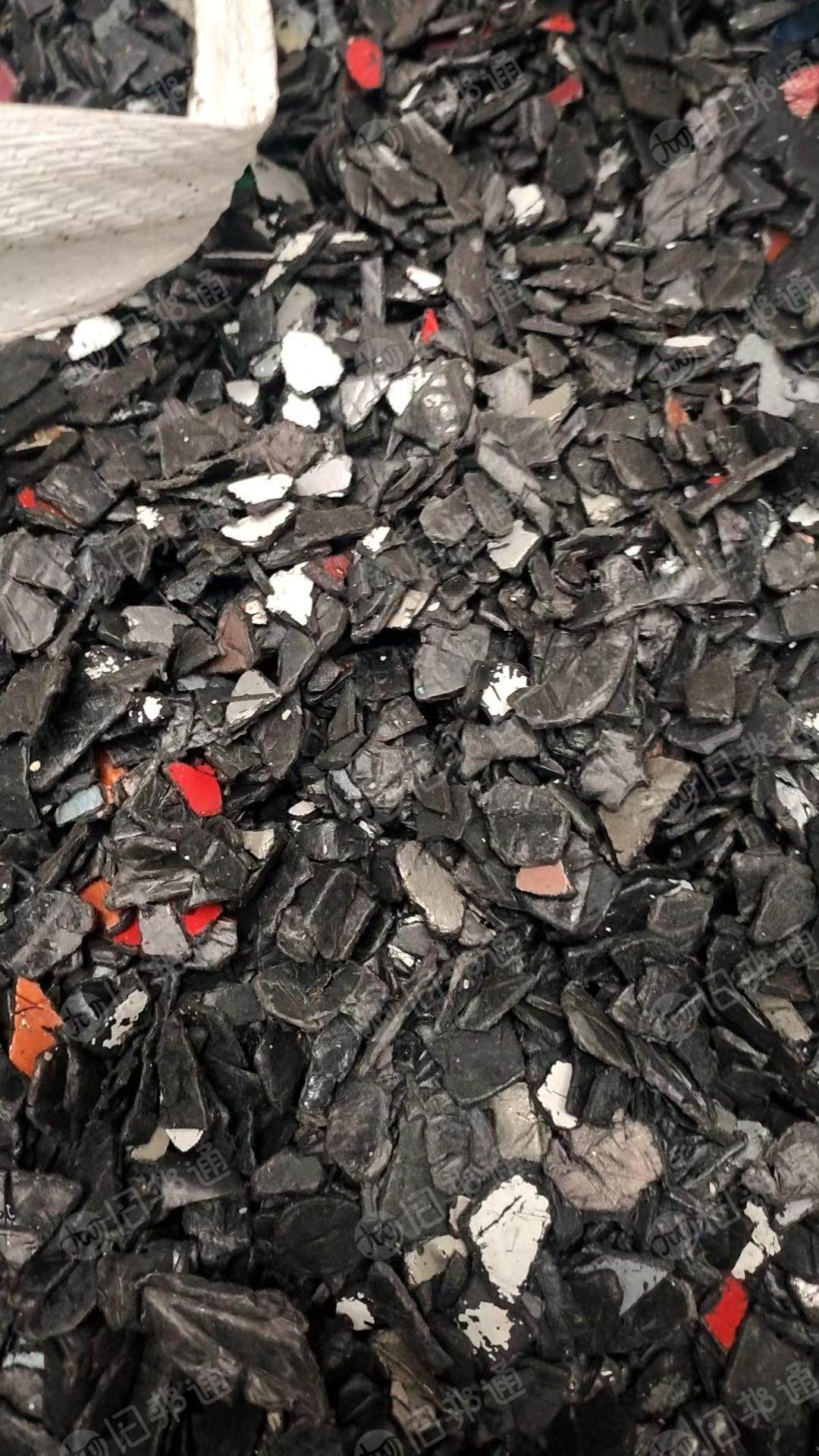 出售PP保险杠破碎料，汽车内饰破碎料，长期有货