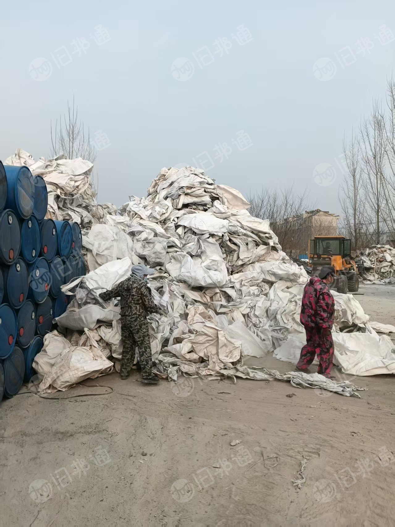 出售废旧吨包，铝粉厂下来的，月供1千多吨，可压包