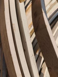 出售发泡EVA胶条，光伏厂下来的，现货3车17米5