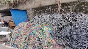 出售电缆皮毛料，PE电缆皮和PVC都有