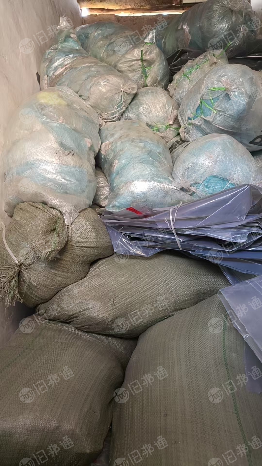 出售铝材膜废料，铝合金厂里打包装来的膜，长期大量有货