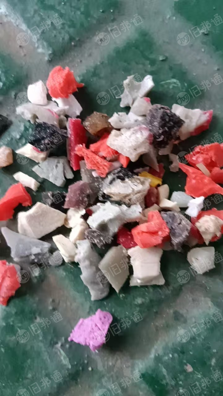 大量出售PU炼油料,出油6-7个