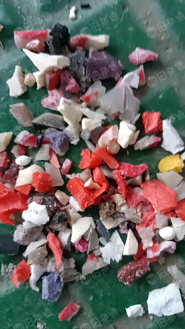 大量出售PU炼油料,出油6-7个