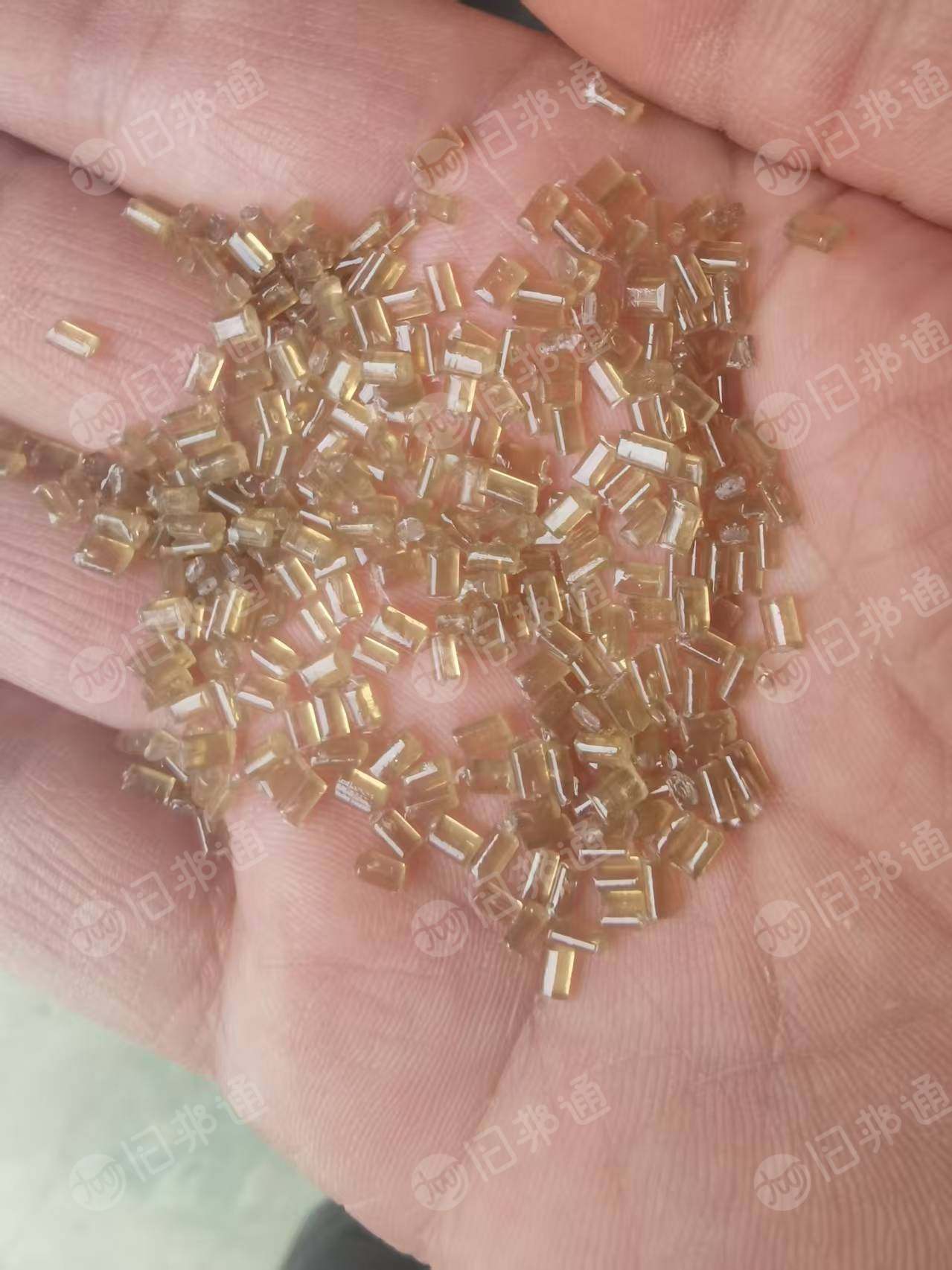 长期出售黄透PC颗粒，溶脂28左右