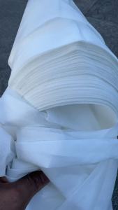 长期出售涤纶布边料，200-300吨左右