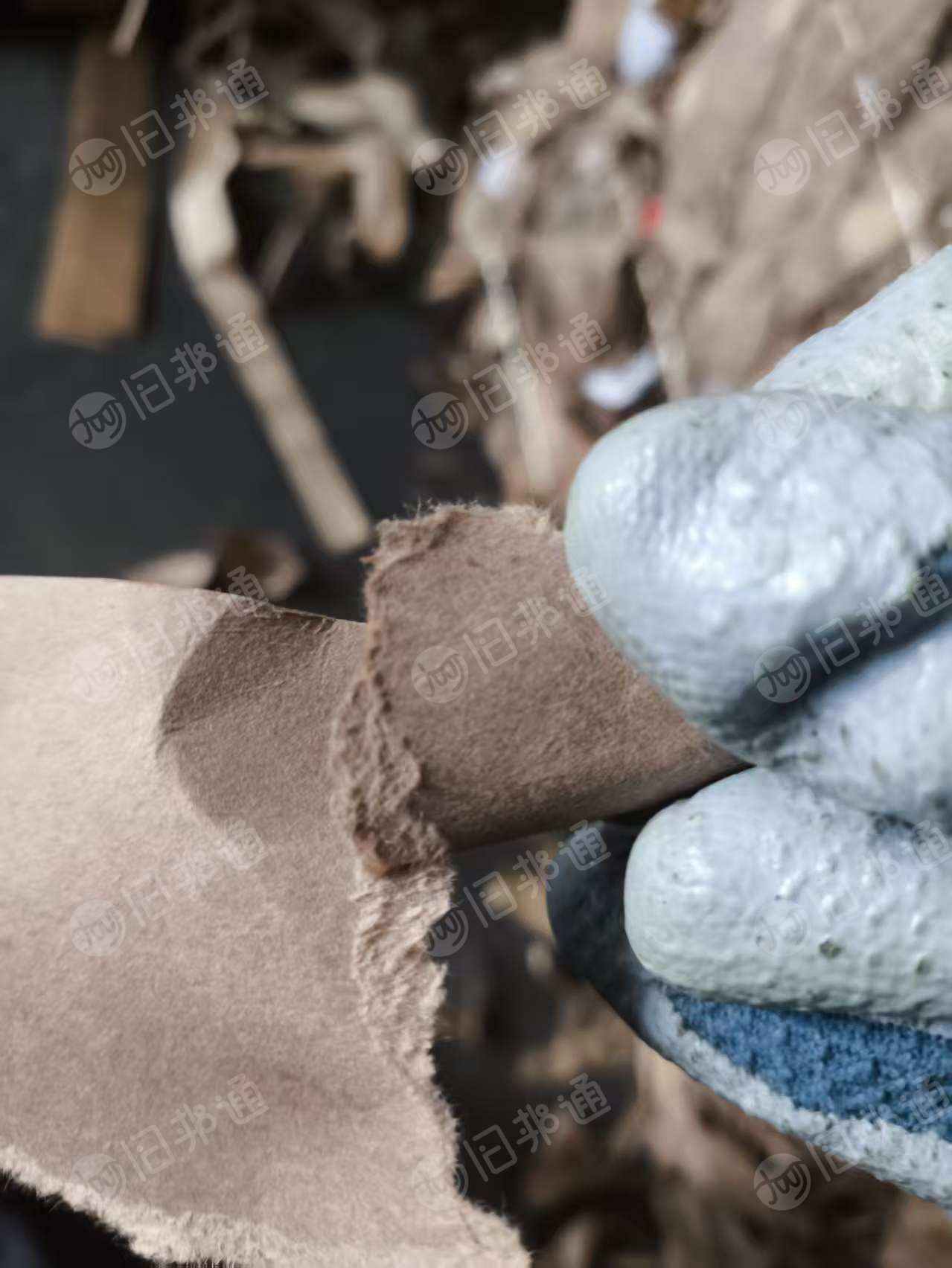 出售美卡浆板包皮，现货一车