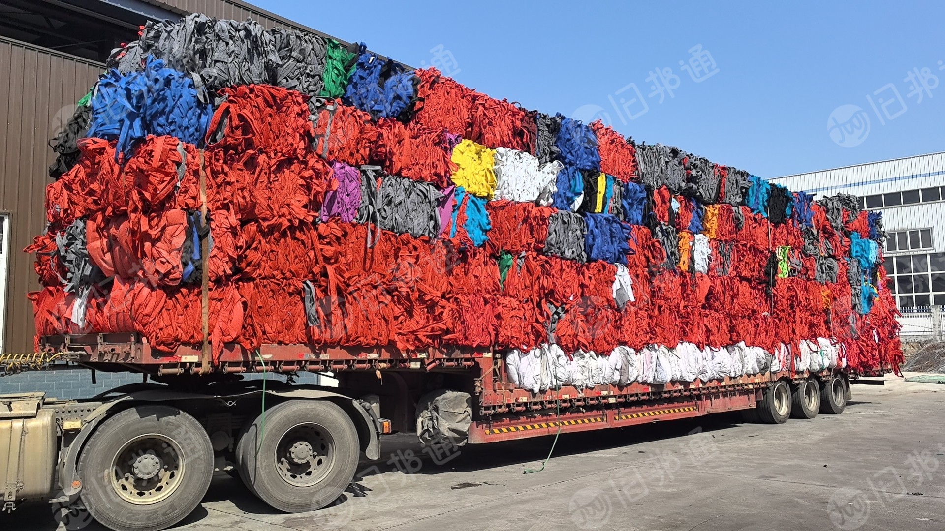 长期出售涤纶地毯下脚料，涤纶地毯，月供200吨