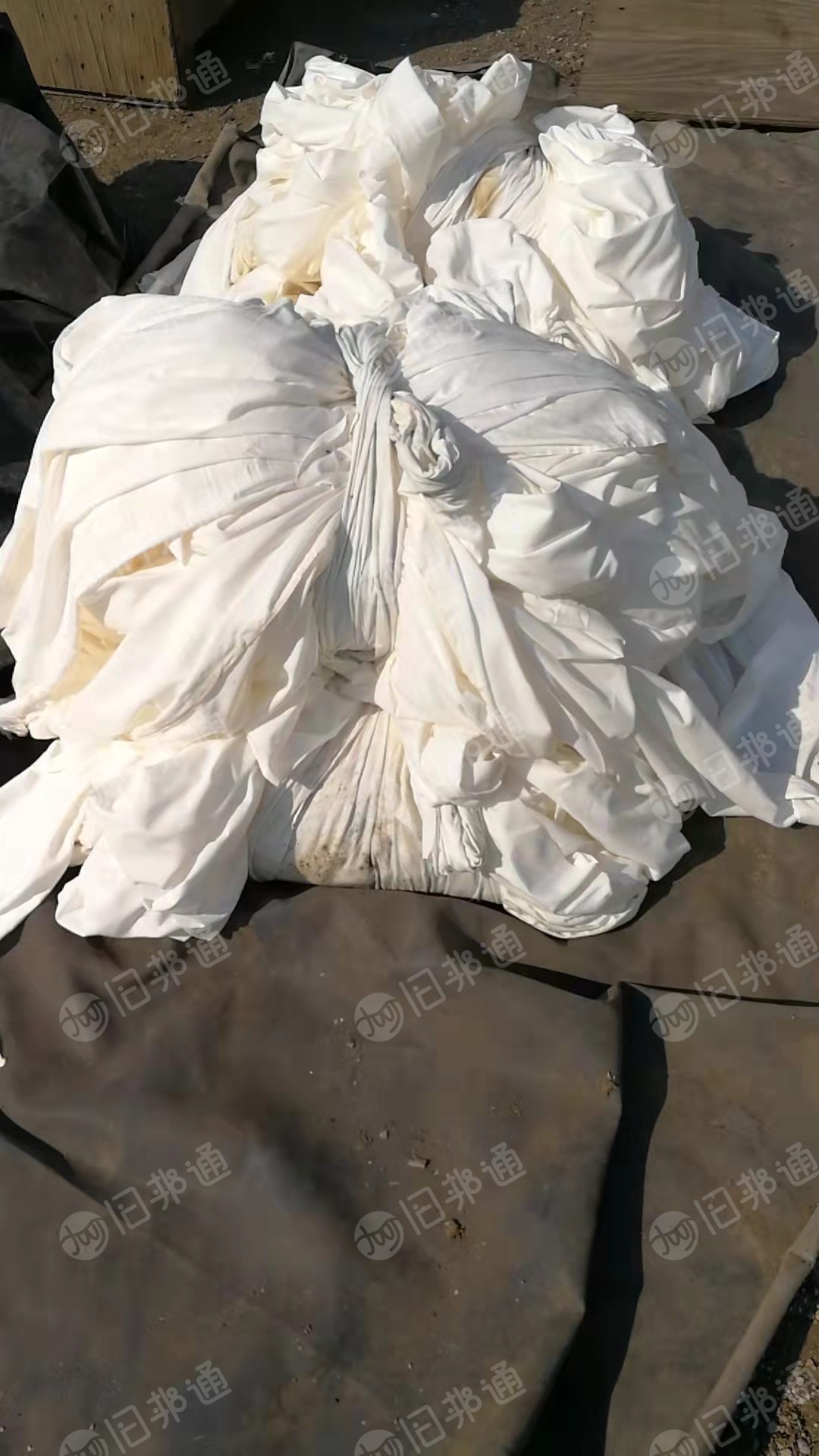 长期出售做蒸笼布的白色纯棉废布,布条,大块布,几十米长宽约四五十公分,货在辽宁沈阳。