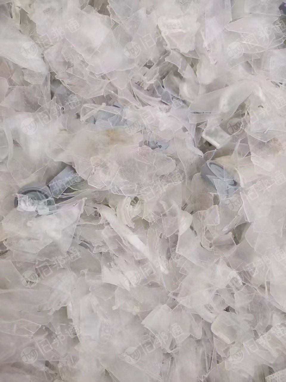 出售吊瓶破碎料，20吨左右