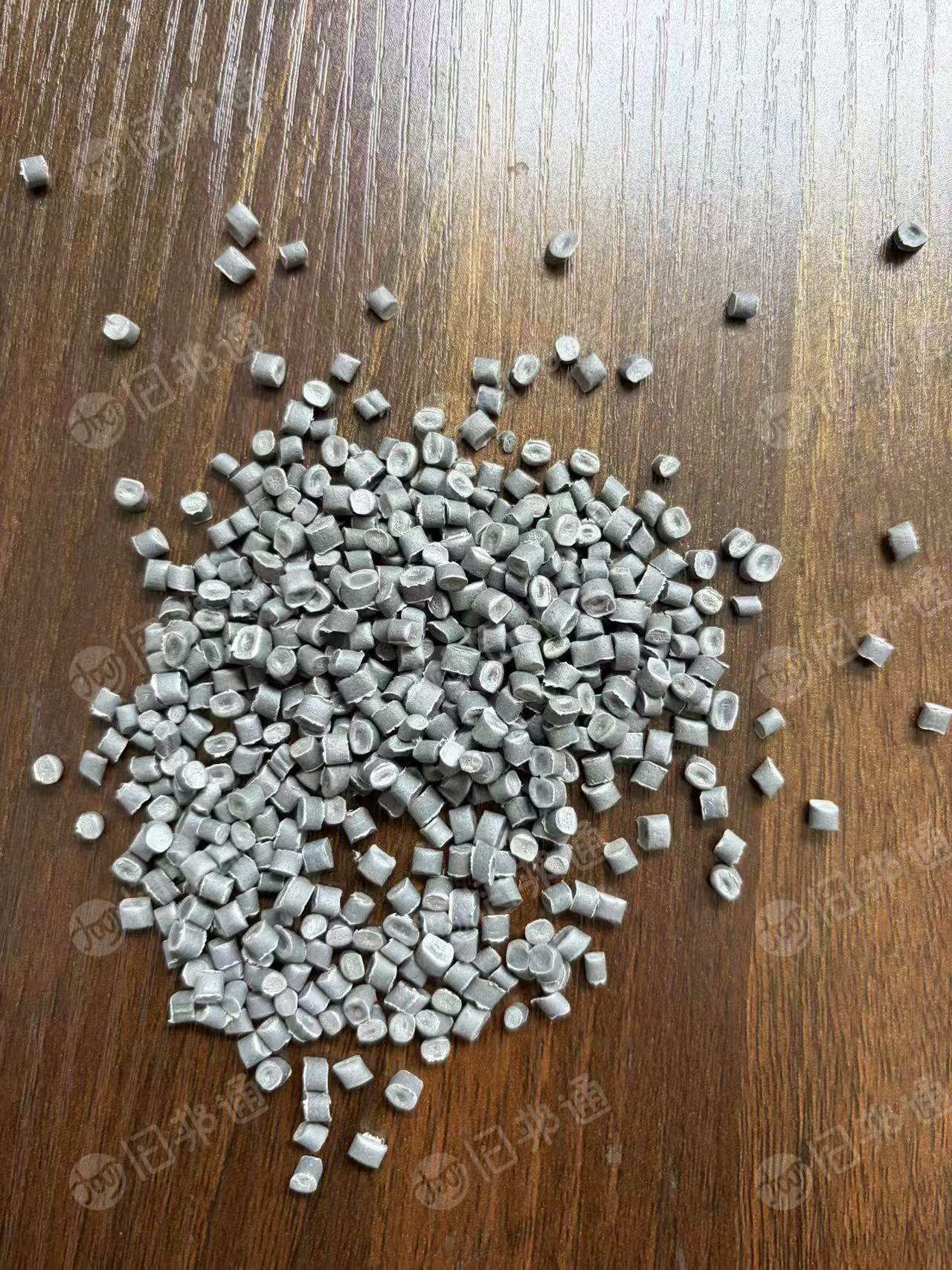 出售管道颗粒，工具箱颗粒，pp/pe填充母料