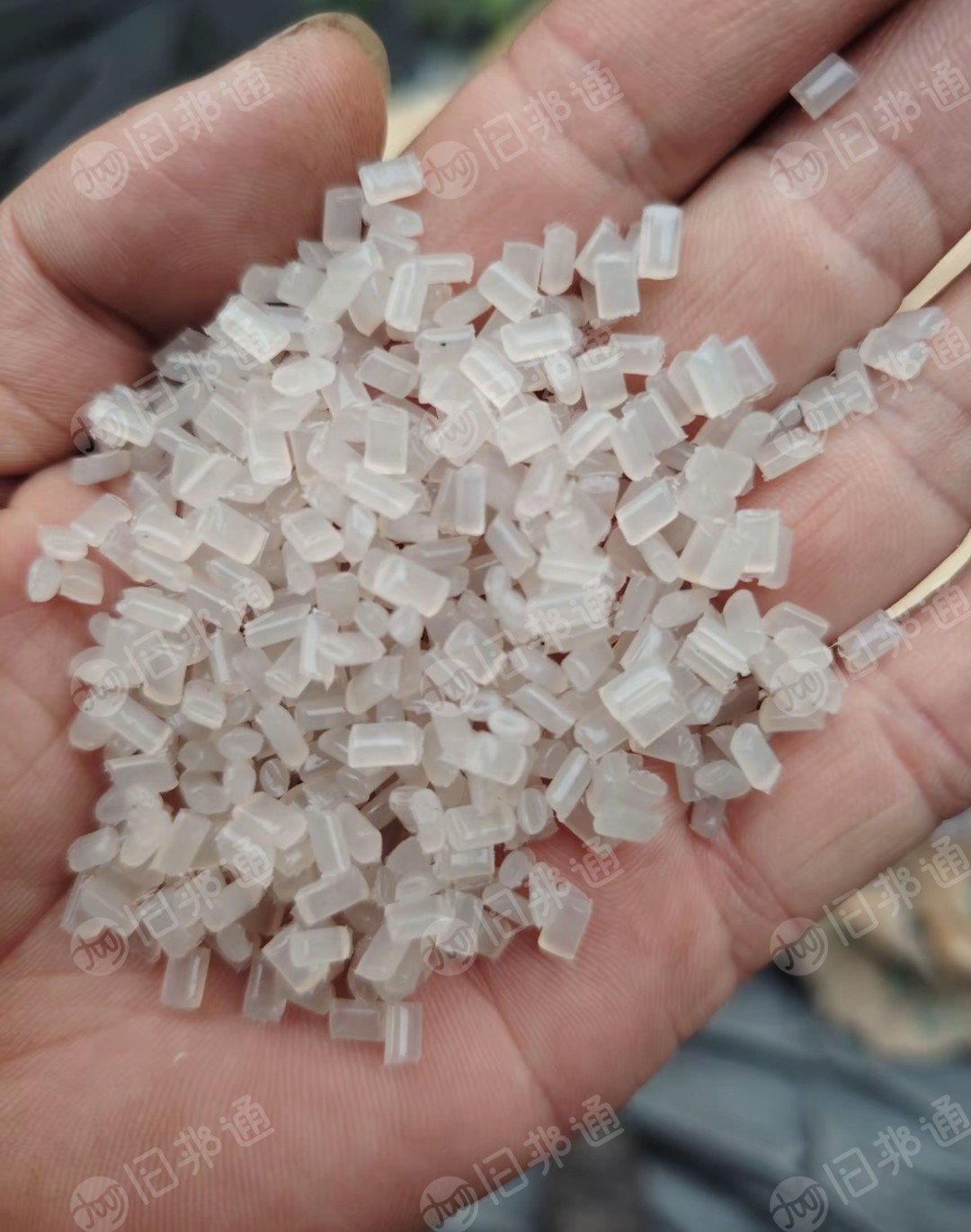 长期出售缠绕膜颗粒，过120目，现货够车