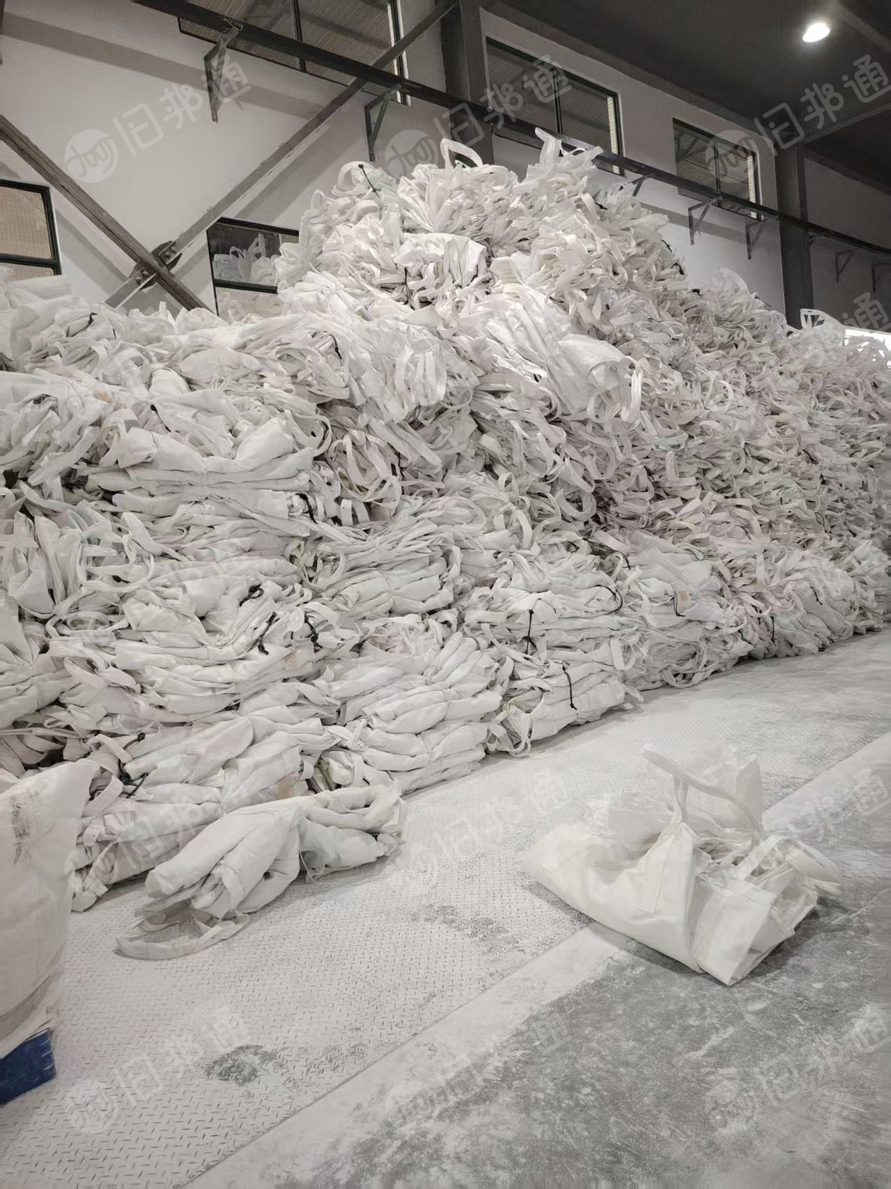 出售二手吨包，装钛粉的，规格：90*90，现货四千多条