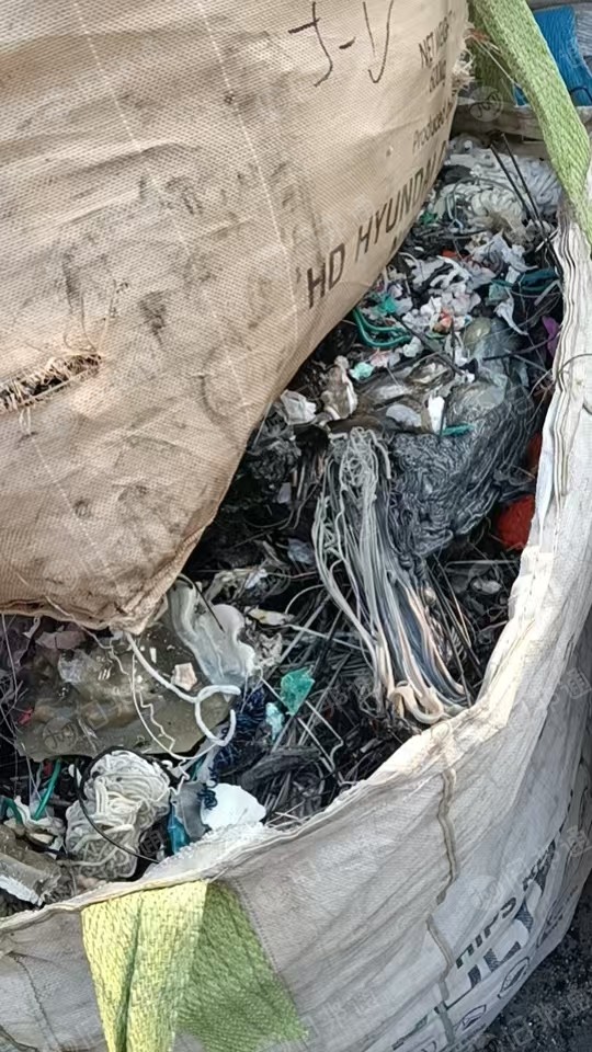 出售PPPE炼油料，现货一百多吨