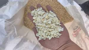 求购一级，二级米黄ABS破碎料，造粒用