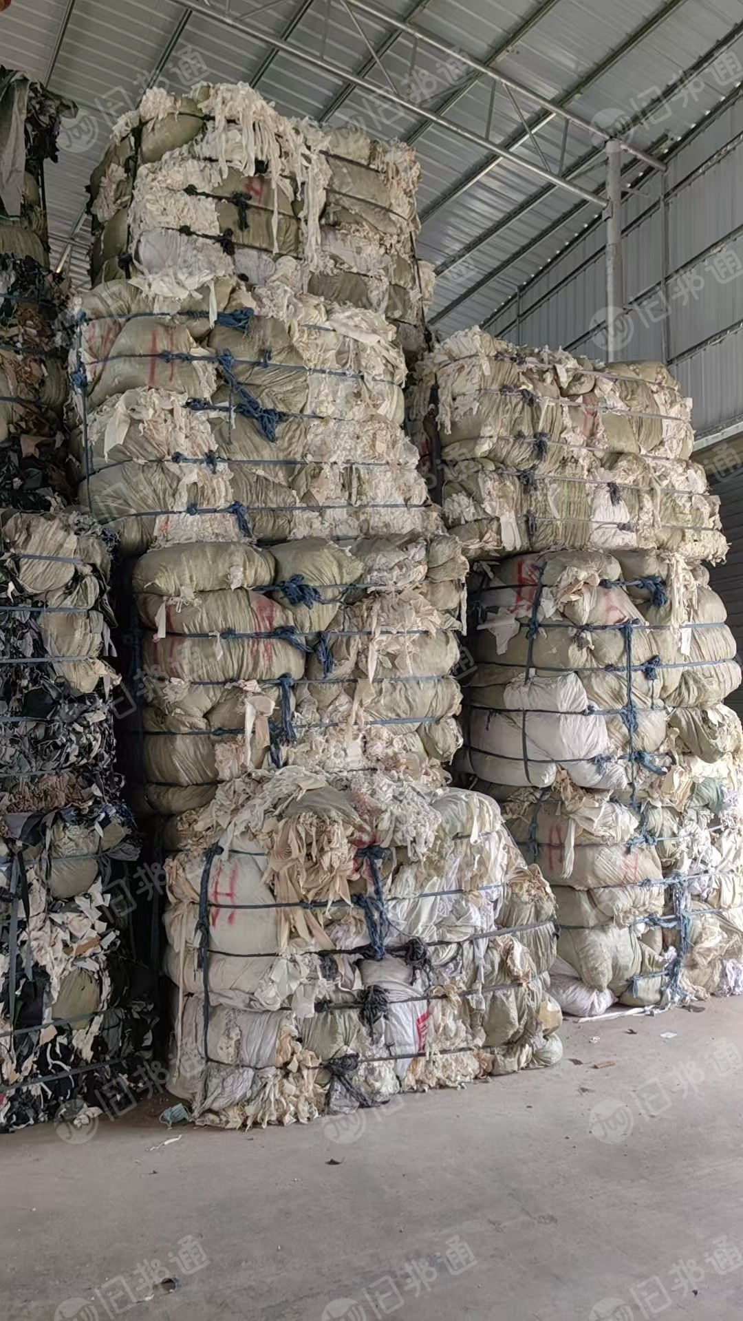 长期大量出售白色牛仔布,纯棉,92棉,70棉,口袋布,货在广东广州。