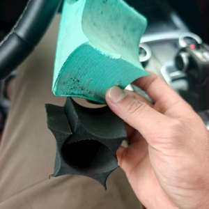 出售EVA边角料，生产筋膜枪上面的球下来的边角料，长期有货