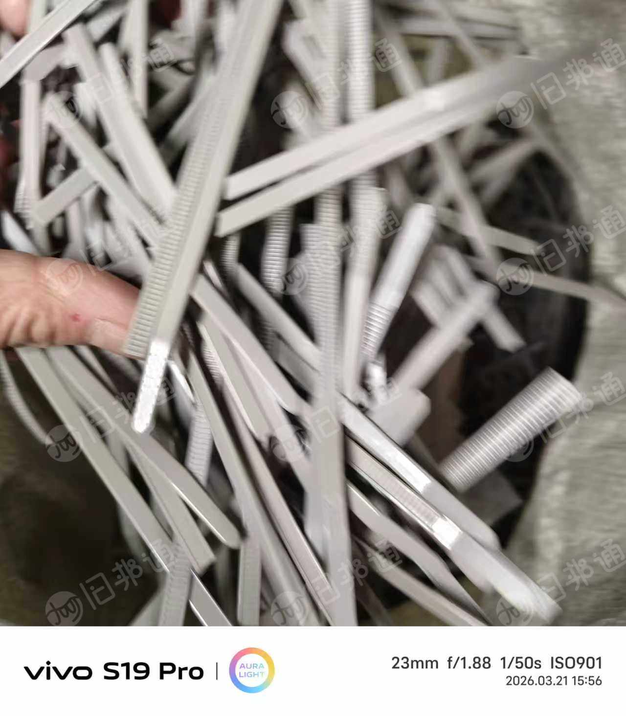 出售尼龙扎带，生产新能源厂下来的，长期有货