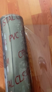 出售透明PVC膜，生产桌布下来的料，不带胶，长期有货，现货10吨