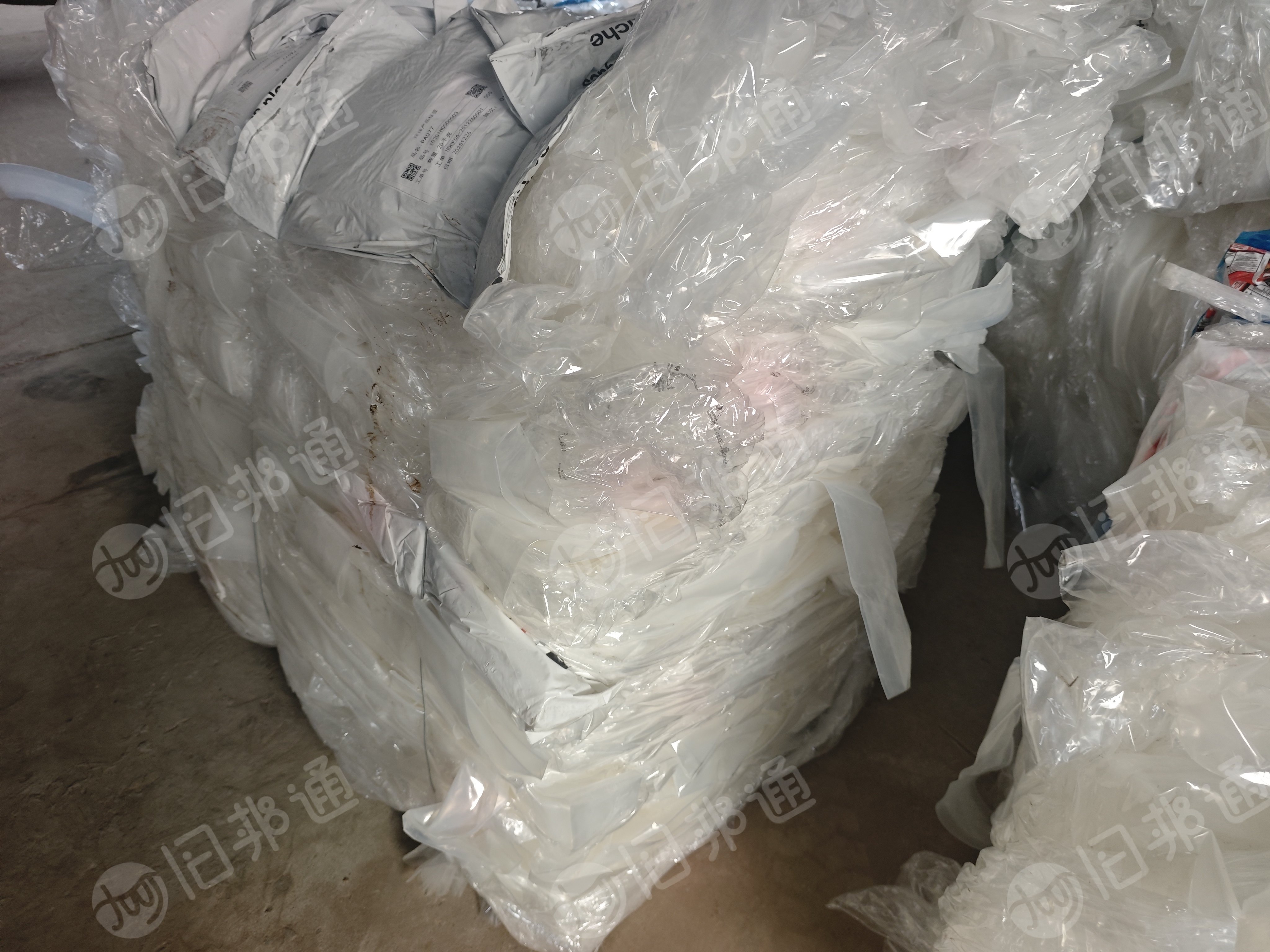 长期出售尼龙复合膜,PE/PA,现货五六十吨,从工厂收来的边角料和废料