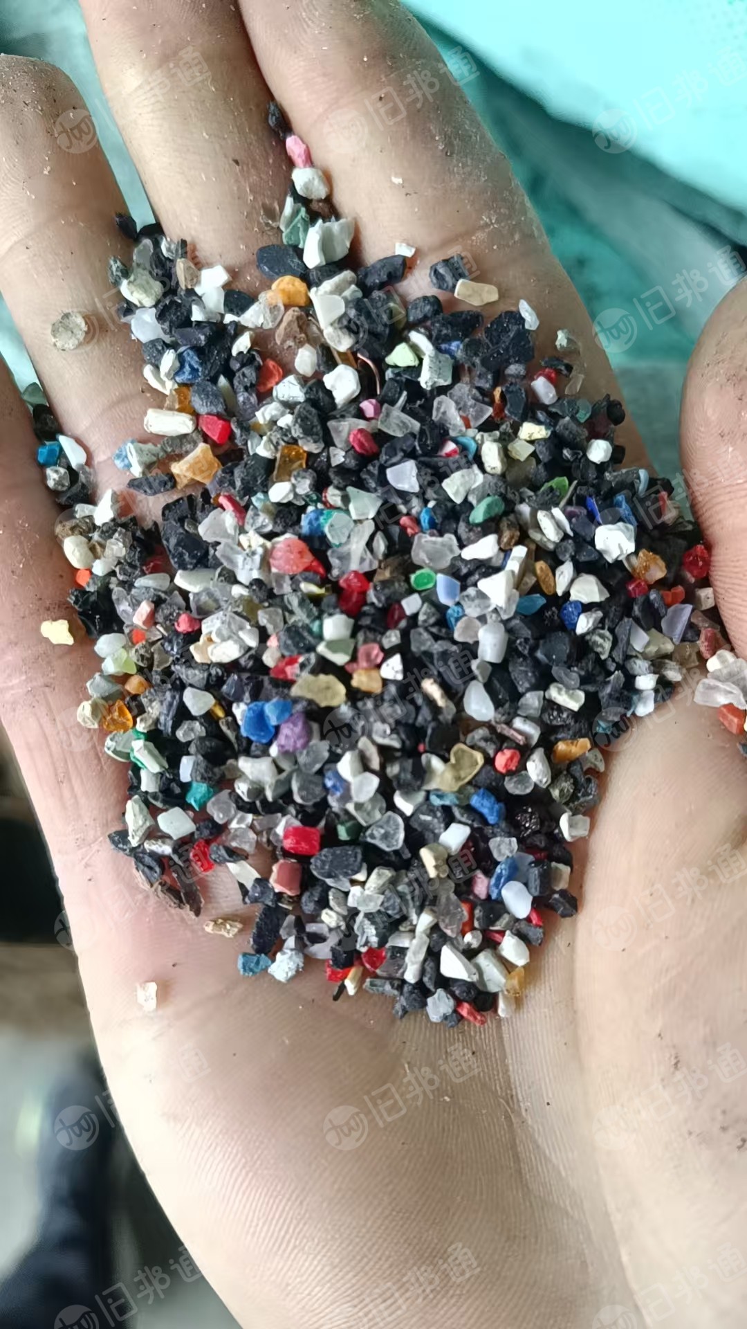 出售混合塑料破碎料，pc pp pa都有，现货一挂车