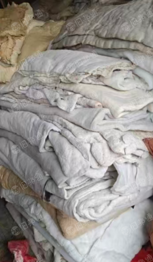出售旧丝绵被，丝棉，剥好皮的，现货有30吨，货在河北沧州