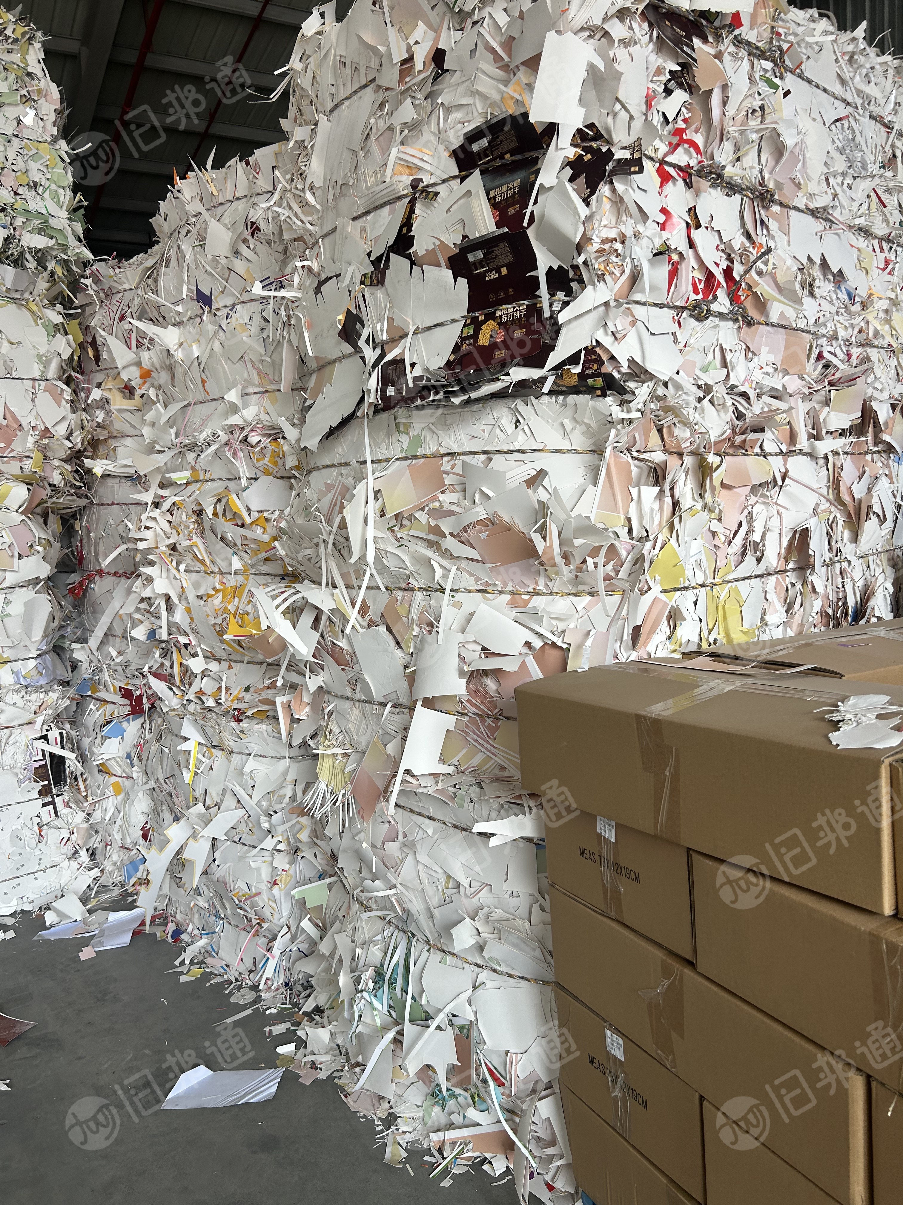 长期出售带膜花卡纸边角料