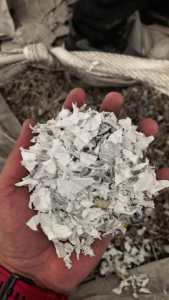 出售花乙粉碎料，纯漂水， 现货三十吨